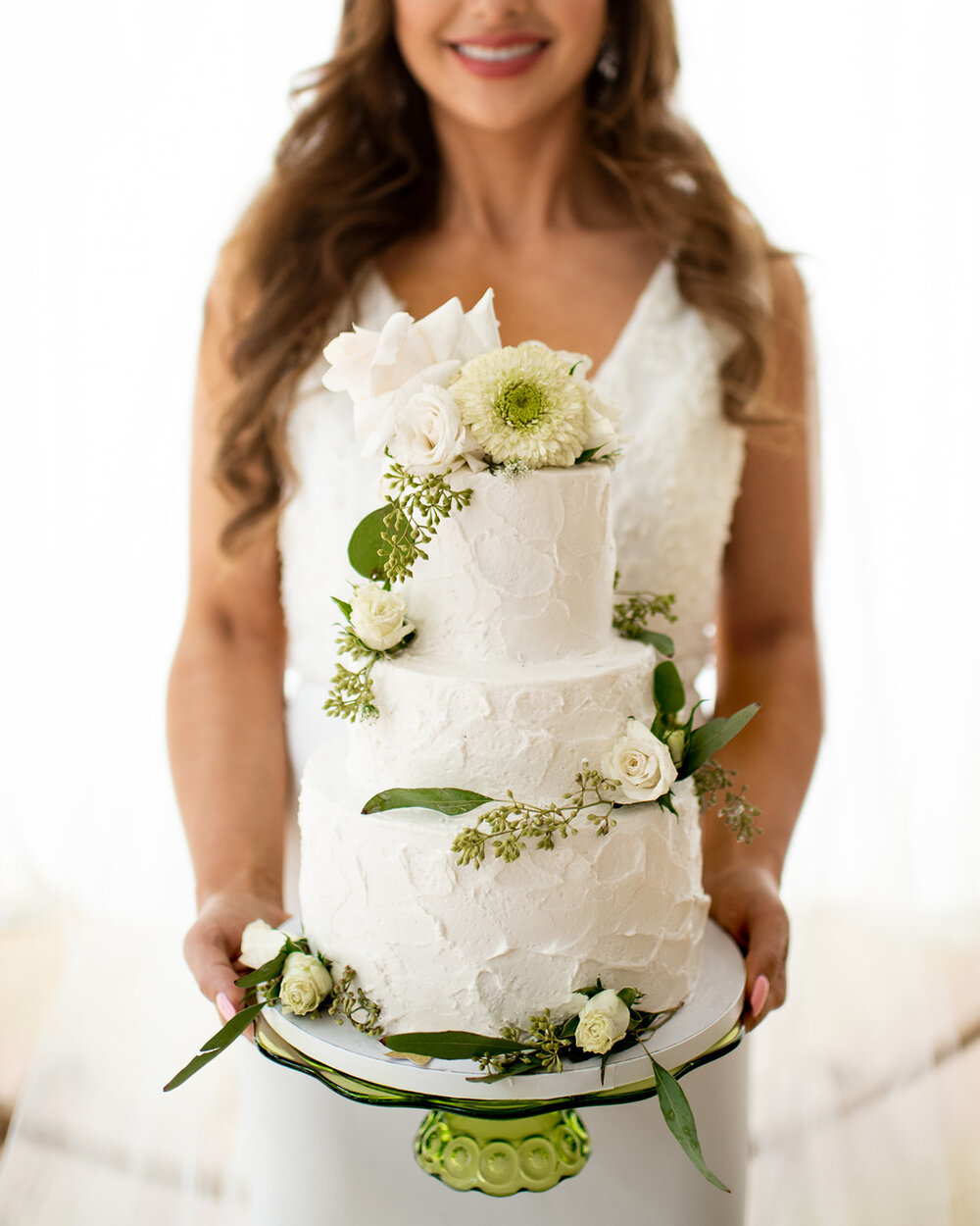 Wedding cake by Essi Photography