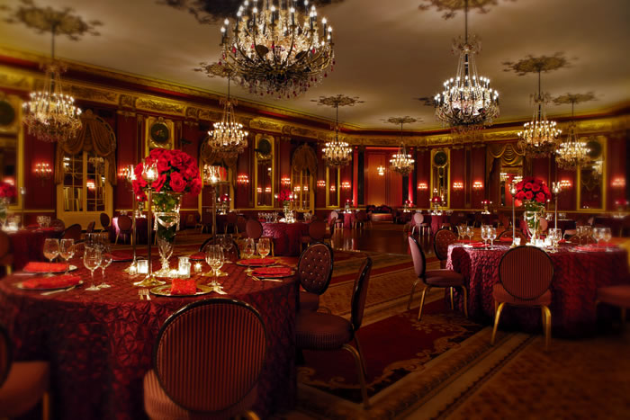 Palmer-House-Hilton-Red-Lacquer-room